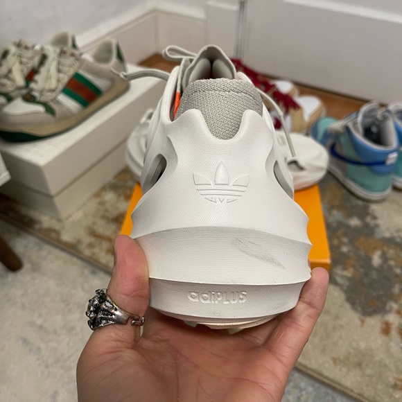 EUC Men’s Size 10.5 (Euro Sz 44.5) adidas adiFIM Q Sneakers In Off White/Orange - Picture 16 of 17